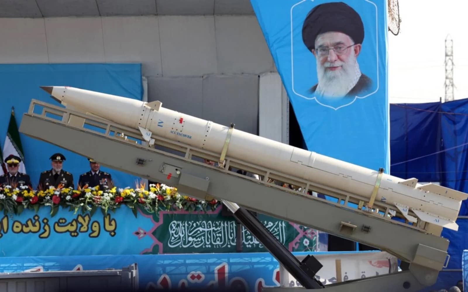 Donald Trump has an historic opportunity to negotiate a much tougher nuclear deal with Iran.